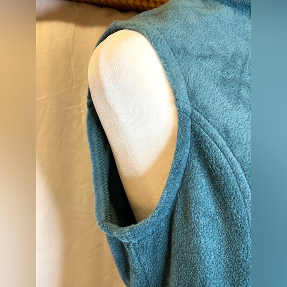 Columbia Deep Sage Green Fleece Vest Size Small - Picture 5 of 10